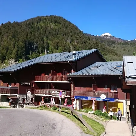 Appartement 4 Pers Avec Balcon Plein Sud, Proche Pistes Et Piscine, сурация - Fr-1-342-258