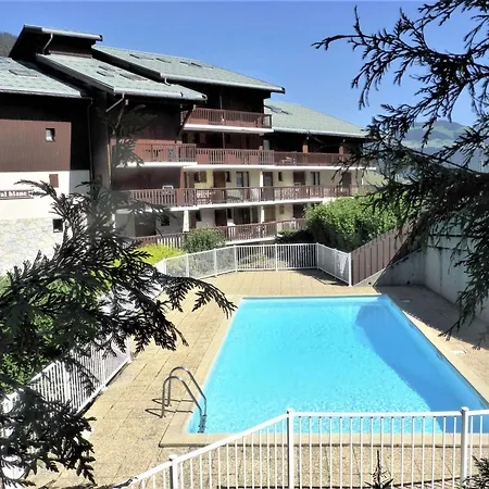 4 Pers Avec Balcon Plein Sud, Proche Pistes Et Piscine, сурация - Fr-1-342-258 Appartement